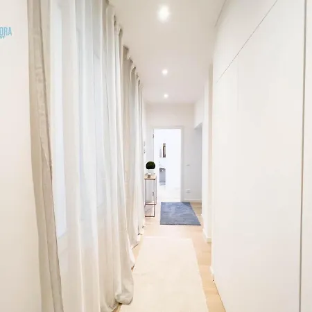 Slataper 9 Tirabora Short Rent, Con Parcheggio Privato ترييستي