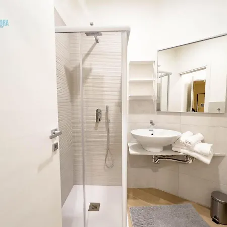 Slataper 9 Tirabora Short Rent, Con Parcheggio Privato *